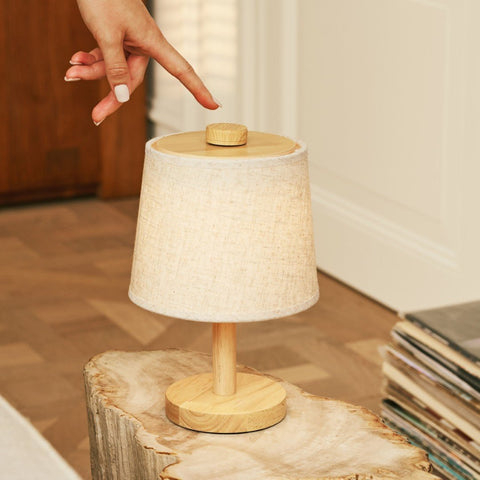 Rover Lichtbruine Houten Oplaadbare Lamp | Snoerloos, dimbaar met stoffen kap