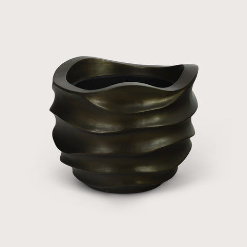 Pot Wefy L koper D61 H49 translates to "Only"