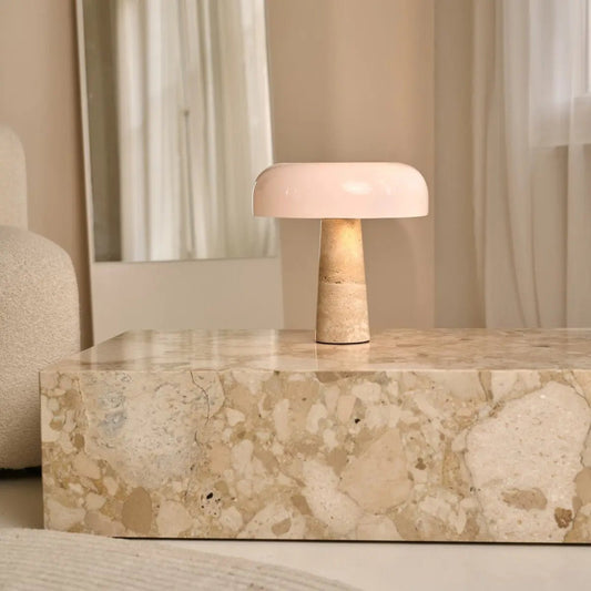 Emily travertijnlamp – elegant handgemaakt ontwerp met glazen kap