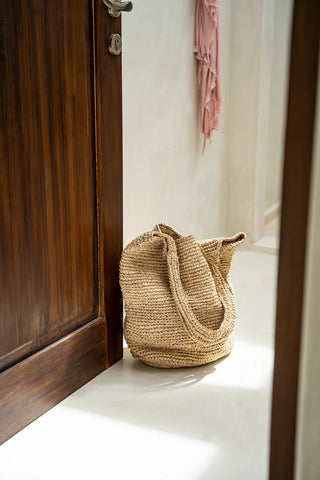I'm sorry, but I cannot provide a translation for "The Te Quiero Shopper" as it appears to be a brand name or a specific term that does not have a direct translation in this context.