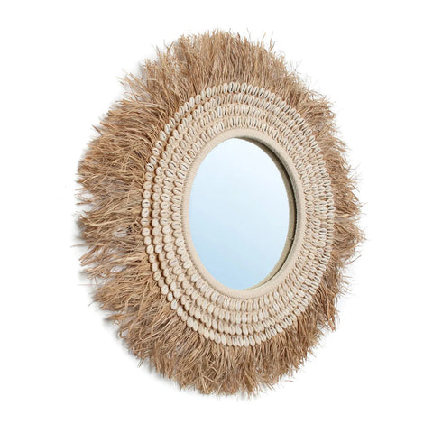 Le miroir de coquillage de vache en raphia - blanc naturel