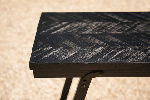 La table haute à chevrons - Noir - 140cm