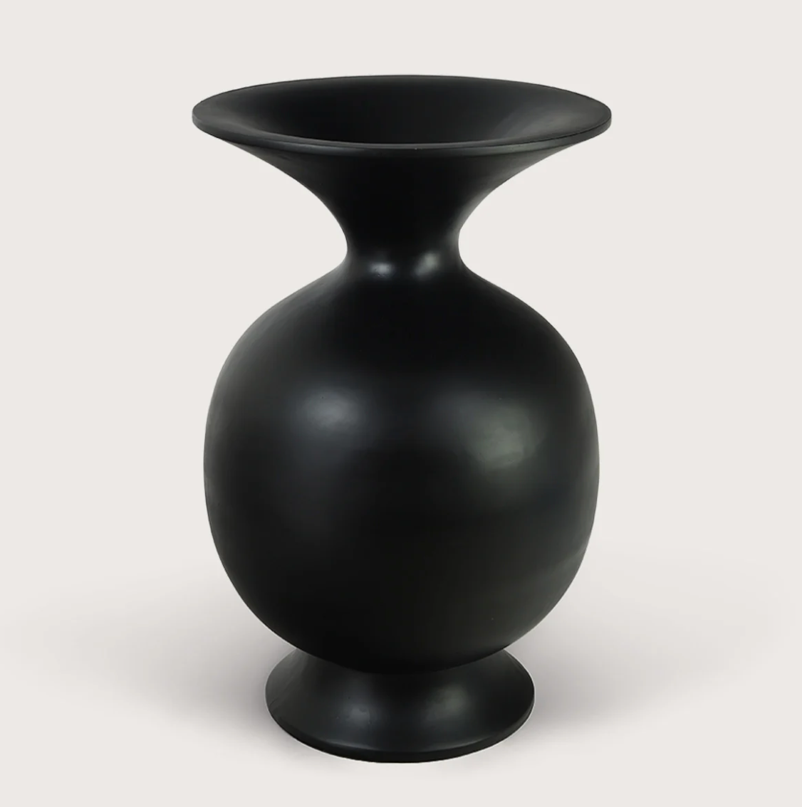 Vaas Belly Zwart D62,5 H100 Pot & Vaas
