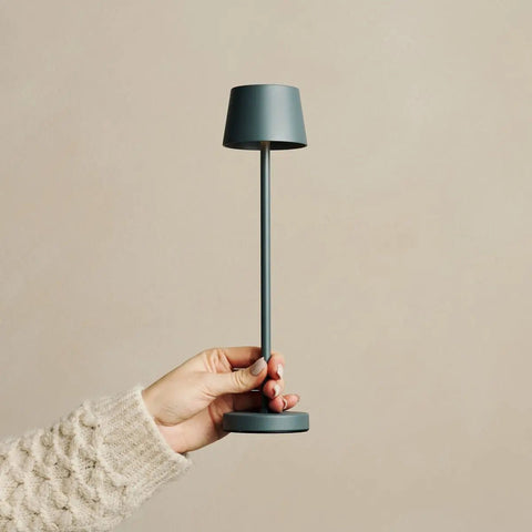Vondel Mini Stone Gray Oplaadbare en draadloze lamp perfect voor horeca -industrie - draadloos oplaadbaar via laadstation