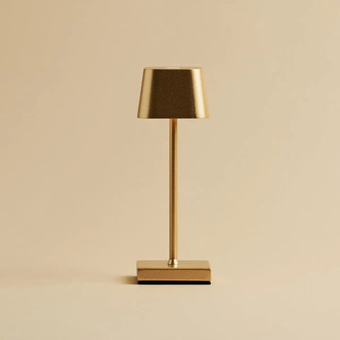 Sarphati Mini Gold draadloze tafellamp perfect voor horeca -industrie - draadloos oplaadbaar via laadstation, dimbare lamp en 3 lichtmodi