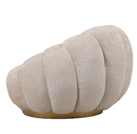 Daisy armchair crème with gold base and swivel