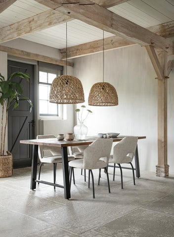 Mesa de comedor rectangular de madera