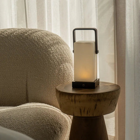 Harper Donkerbruine Houten Lamp – Snoerloze Oplaadbare Tafellamp met Handvat