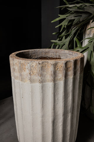 Traduzir Gilliann White vaso redondo de cerâmica alta com nervuras SV3 para Only.