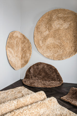 Jups Beige fabric handwoven carpet round L translates to "Jups Beige tkanina ręcznie tkany dywan okrągły L" in Polish.