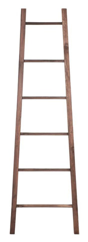 Escalera de madera