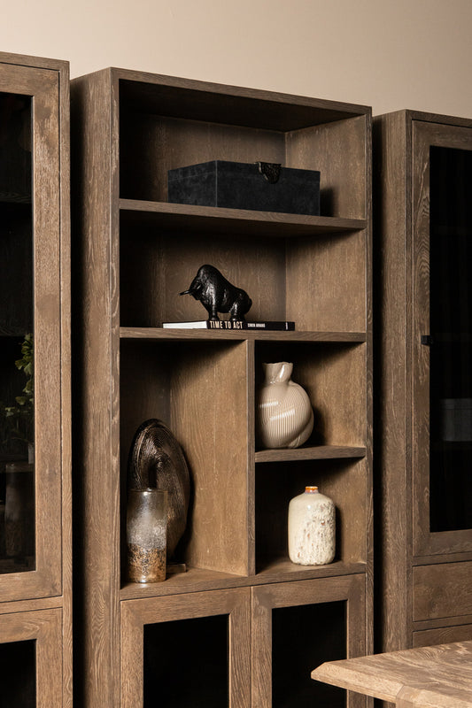 Armario de roble con 4 puertas en gris.