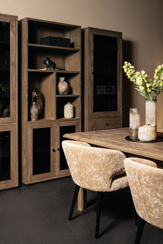 Armario de roble con 4 puertas en gris.