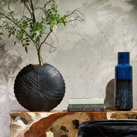 Black Matte Pot Lotus L46 W15 H48