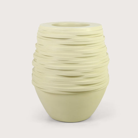 Pot Roza Oesterwit D64.5 H80 translates to "Pot Rose Oyster White D64.5 H80"