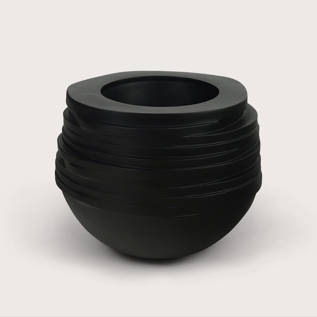 Pot Rose Black Matte D47 H36