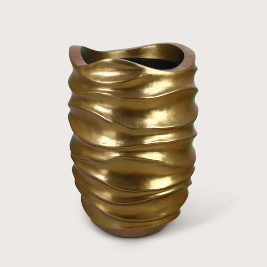 Vaas Wefy L goud D60 H89 translates to "Only"