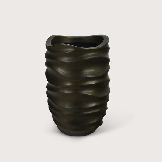 Vaas Wefy S koper D40 H61 translates to "Vase Wefy S copper D40 H61" in English.
