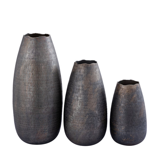 Semin Silver alu round rustic pot wavy edge L translates to "Semin Silver alu ronde rustieke pot met golvende rand L" in Dutch.
