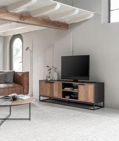 Mueble de televisión Cosmo No.2 mediano, 3 puertas, 2 estantes abiertos