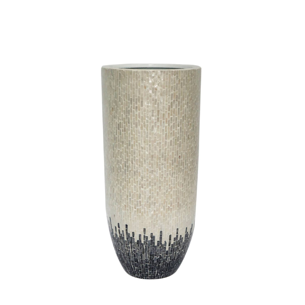 Vojtech White round poly shell bamboo pot ombre L