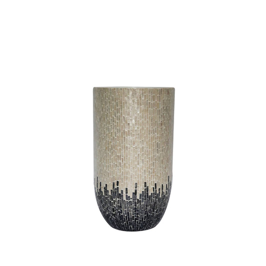 Vojtech White round poly shell bamboo pot ombre M