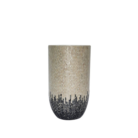 Vojtech White round poly shell bamboo pot ombre M