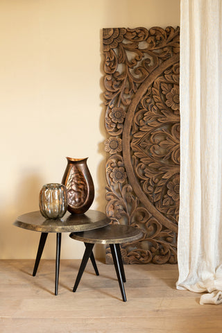 Winth Brass alu coffee table etched snake print L translates to "Avec table basse en aluminium avec impression de serpent gravée L" in French.